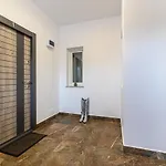 Apartman Casa Aurora 1 *