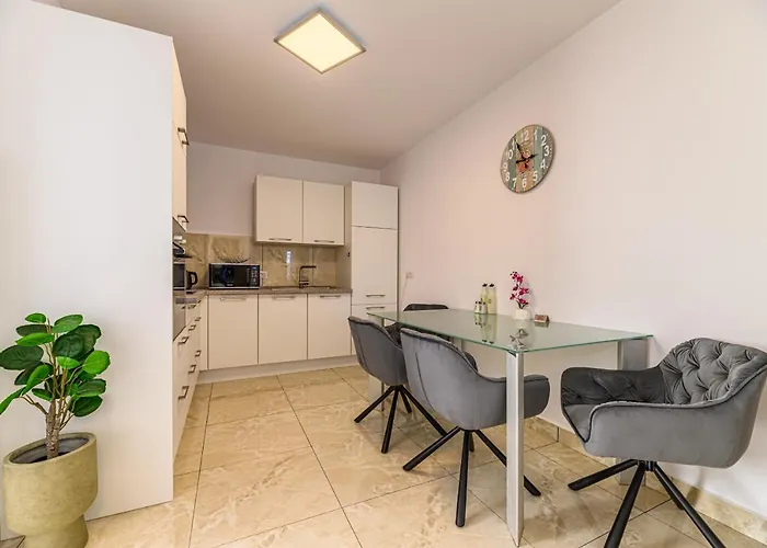 Casa Aurora 1 Apartman Brassó